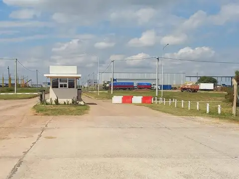 TERRENO SOBRE ESQUINA PARQUE INDUSTRIAL ESPERANZA
