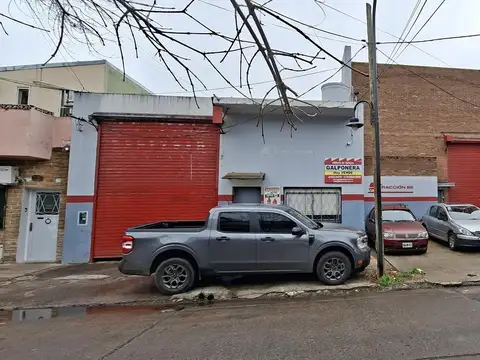 Galpón de amplias dimensiones  con excelente ubicación Munro