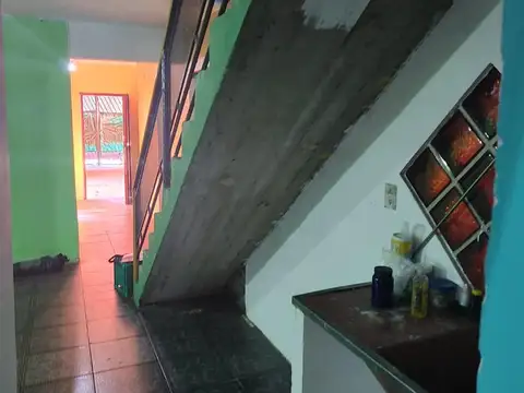 Casa 5 ambientes con 3 baños