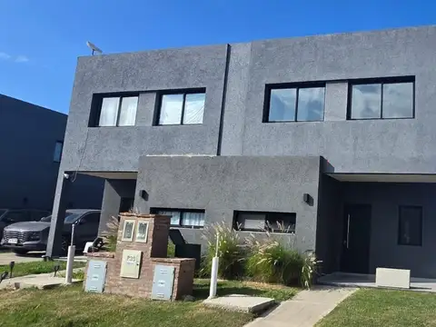 Duplex 5 ambientes en Alquiler, El Aljibe, Fatima, Pilar, GBA Norte