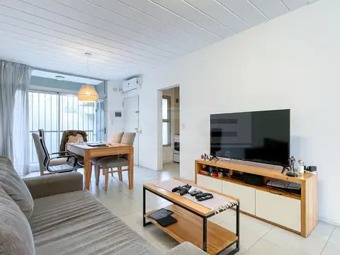 Departamento en Venta en San Isidro Vías / Rolon, USD 150.000