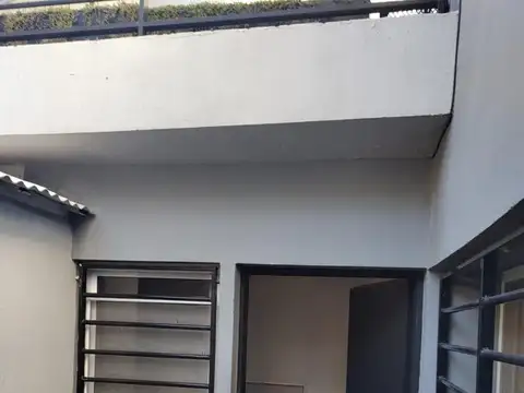 Casa en Alquiler en Saavedra, $ 2.400.000