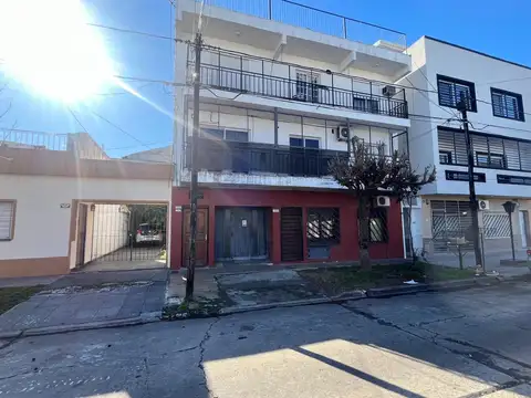Venta Departamento 4 Ambientes con Terraza y Quincho en Ramos Mejía