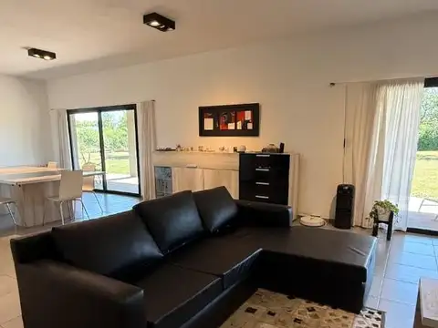 Casa en Venta en Estacion Del Carmen, USD 310.000