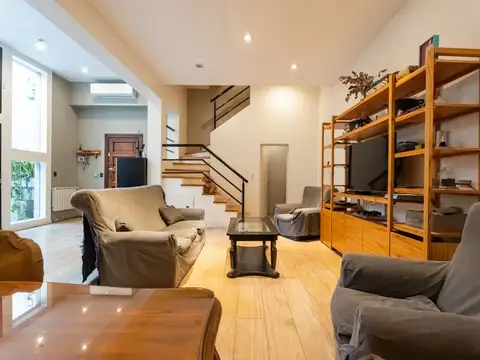 Depto Tipo Casa en Venta en Flores, USD 444.000