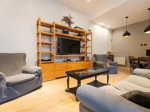 Depto Tipo Casa en Venta de 6 ambientes
