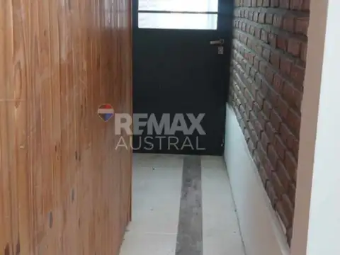 Casa 5 ambientes con 1 baño