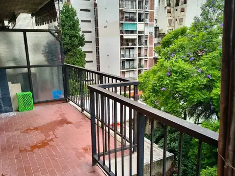 11 de septiembre de 1888, 2200 , Piso 5