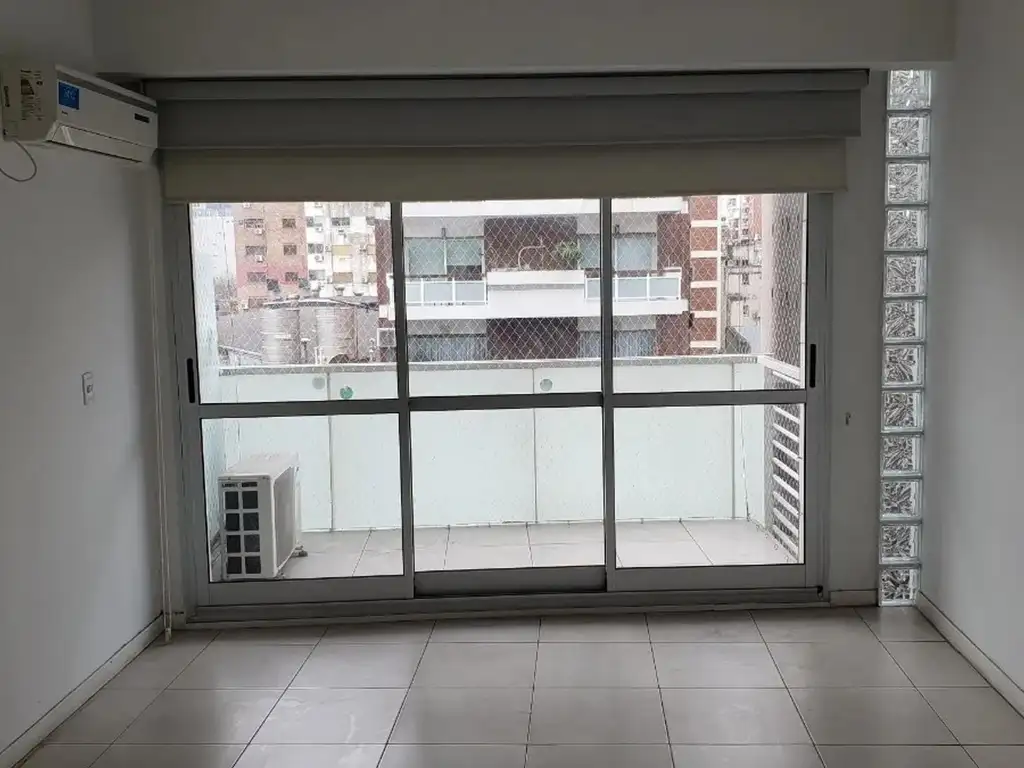 Av. José María Moreno 300, Piso 4