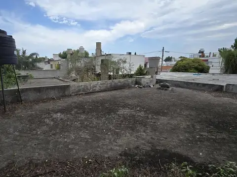 Terreno en Alberdi 160m2. Apto Crédito.