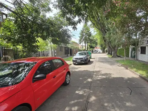 Terreno en Venta en Alberdi, USD 83.000