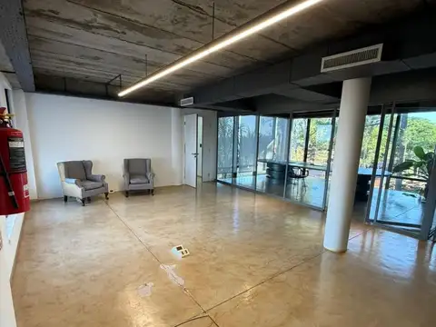 Oficina en Alquiler en Posadas, USD 6.000