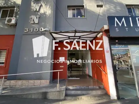 Departamento en venta de tres ambientes en Lomas De Zamora