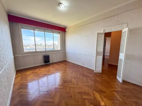Semipiso funcional de categoría con buena distribución – Soleado y Luminoso - Barracas