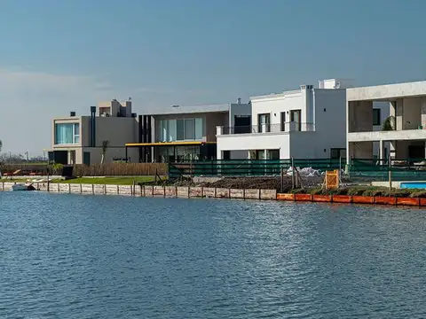 TERRENO LAGUNA EN VILLALOBOS OPORTUNIDAD PUEBLOS DEL PLATA