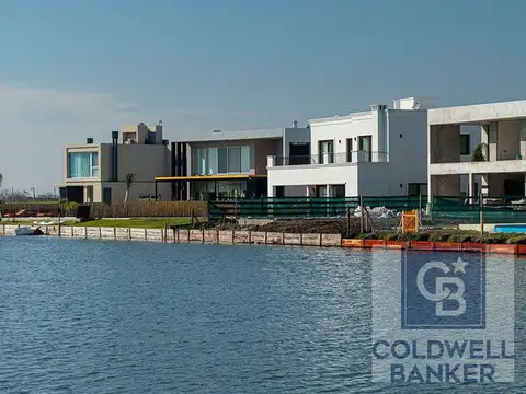 TERRENO LAGUNA EN VILLALOBOS PUEBLOS DEL PLATA HUDSON