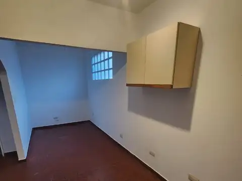 Departamento tipo casa 2 ambientes c/ patio y terrazas
