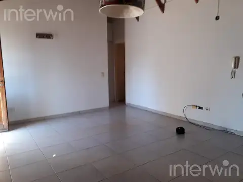 Depto Tipo Casa en Alquiler de 2 ambientes