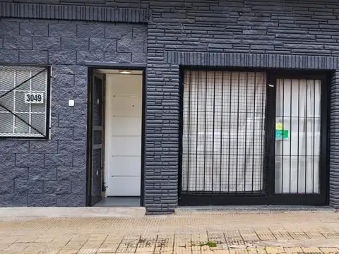 Local en Isidro Casanova