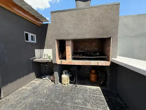 Hipolito Yrigoyen 1200