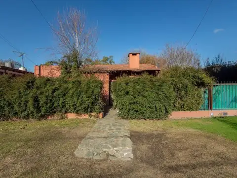 CASA EN VENTA 3 DORMITORIOS EN VILLA ELISA