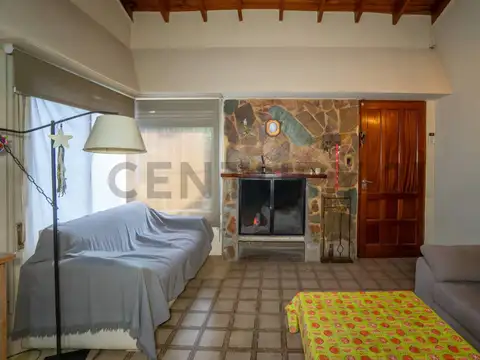 11 entre 56 y 57 2300, Piso 0