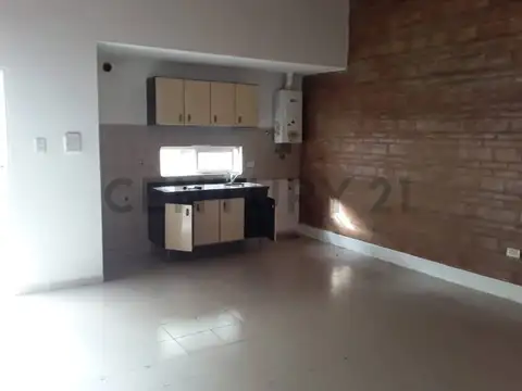 PH de 2 dormitorios en Barrio Pizzurno