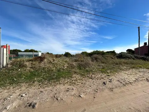 Terreno en Venta 20  mts Frente