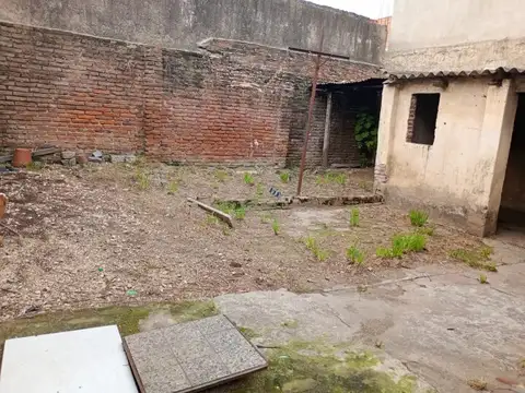Terreno en Venta en Parque Avellaneda, USD 100.000