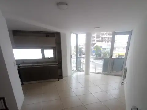 Rawson 3100, Piso 1°