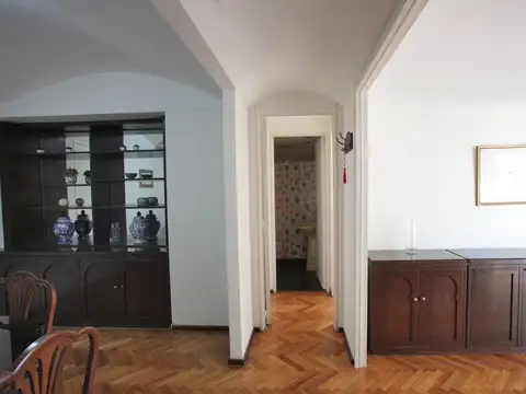 M T Alvear 500, Piso 10