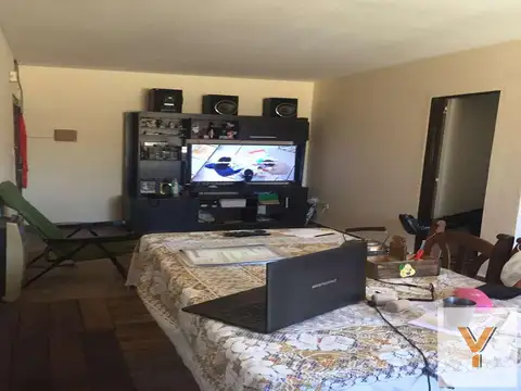 PH en venta - 3 dormitorios 1 baño - Cochera - 100mts2 - Villa Elvira, La Plata