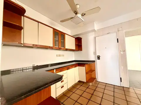 Departamento en Alquiler con 1 cocheras