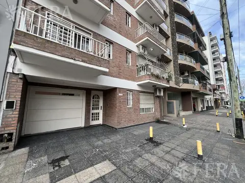 Venta departamento 3 ambientes con balcón en Wilde
