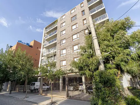 Carlos Tejedor al 1400 Haedo