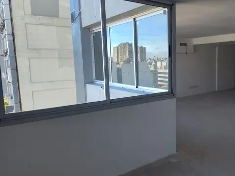 Oficina en Alquiler al Este