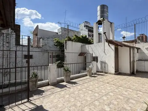 VENTA CABALLITO CASA 6 AMBIENTES-TERRAZA-COCHERA-PATIO