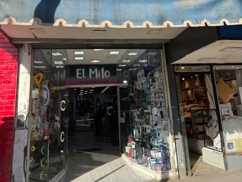 VENTA LOCAL AV LIBERTADOR MERLO LOCAL COMERCIAL