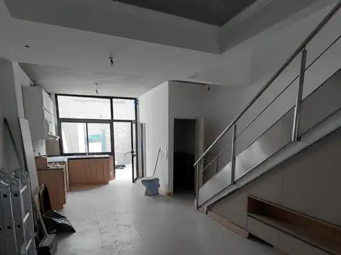 Depto Tipo Casa en Venta en Liniers, USD 250.000