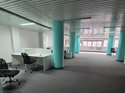 Oficina en Alquiler al Norte