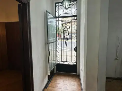 Depto Tipo Casa en Alquiler de 3 ambientes