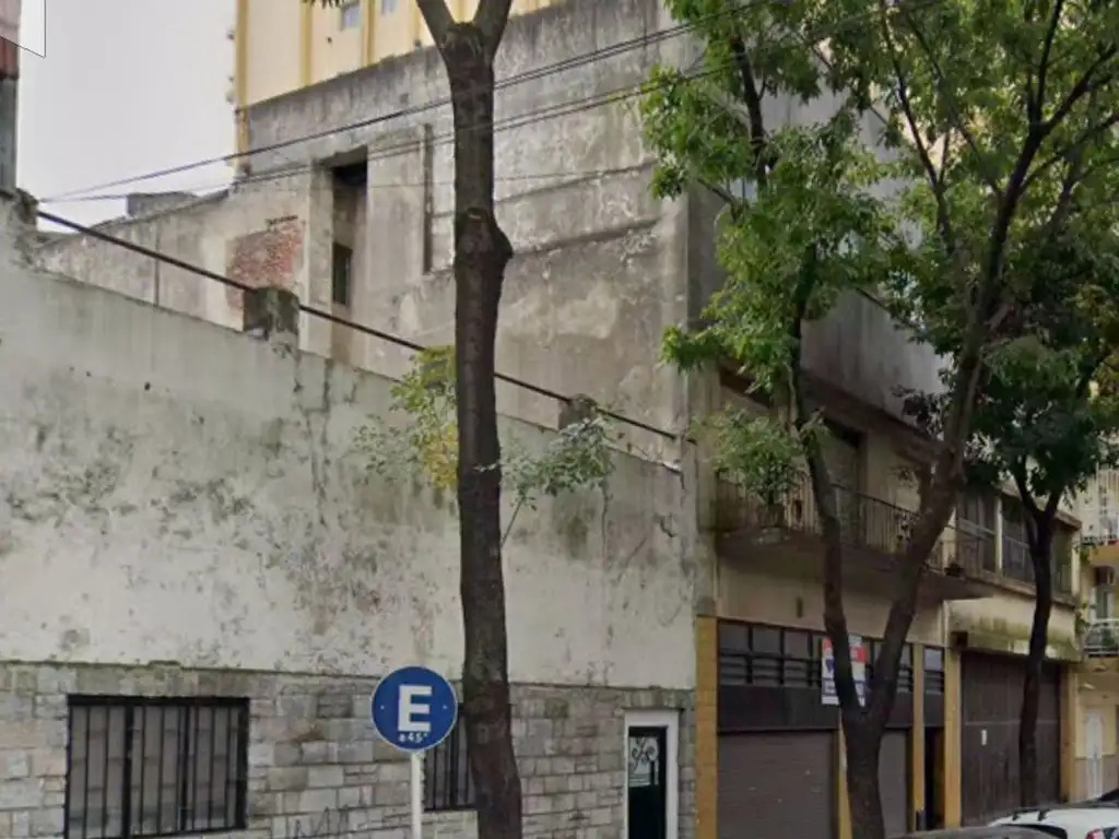 Constitución 2200