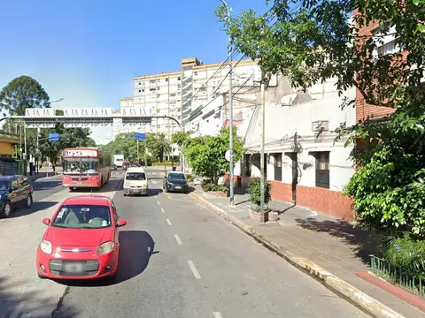Avenida Directorio e/ Avenida Lacarra y Laguna