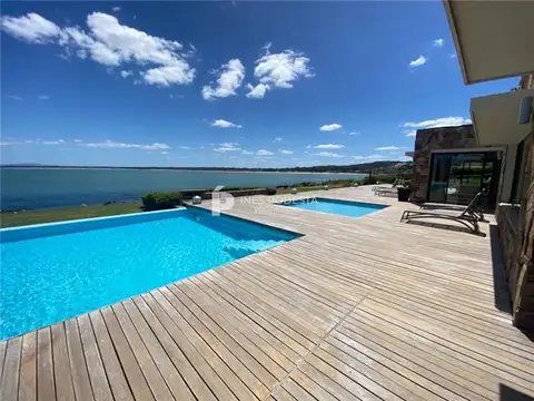 DEPARTAMENTO 3 AMBIENTES - PUNTA BALLENA