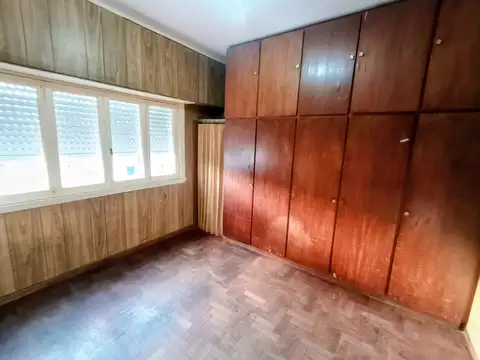 Depto Tipo Casa en Alquiler en Villa Dominico, $ 650.000