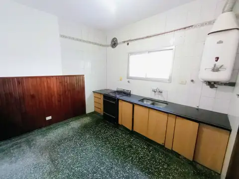 Depto Tipo Casa en Alquiler de 3 ambientes
