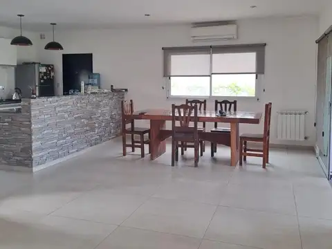 Casa en San Ramón Pilar del este - Acepta permuta