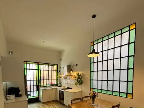 VENTA PH AL FRENTE ESTILO CLASICO RECICLADO RECIENTEMENTE Y EN MUY BUEN ESTADO