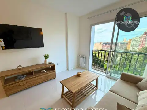DEPARTAMENTO 2 AMB. - RECICLADO - CON VISTA A PLAZA