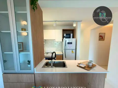 DEPARTAMENTO 2 AMB. - RECICLADO - CON VISTA A PLAZA